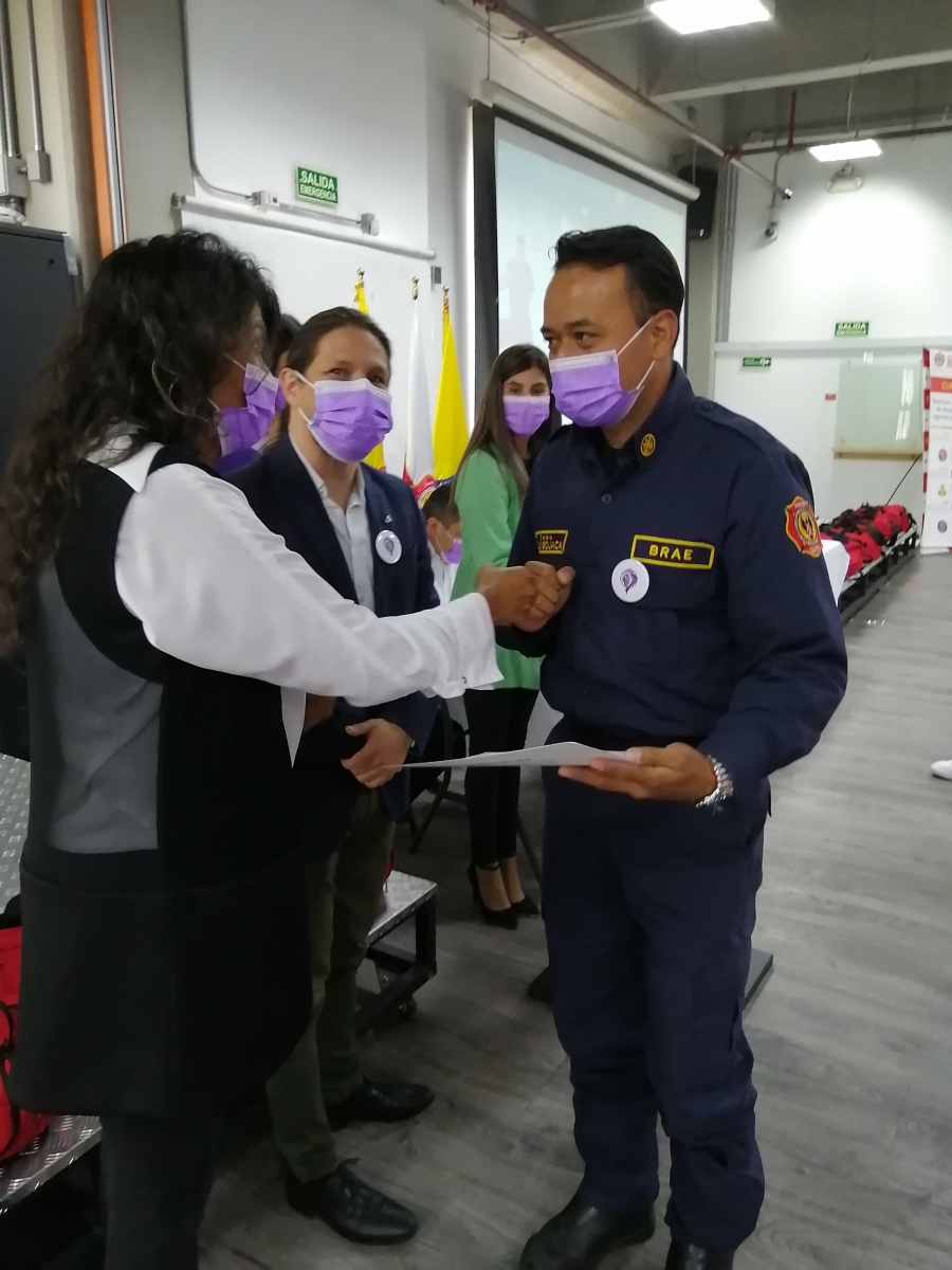 UAE CUERPO OFICIAL BOMBEROS DE BOGOTÁ